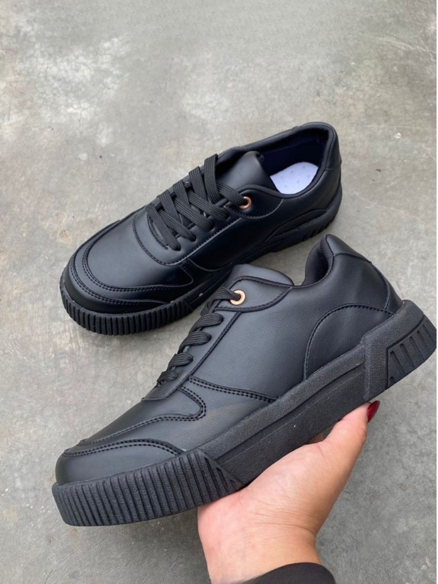Zapatillas Raiza (ÚNICA TALLA 35)