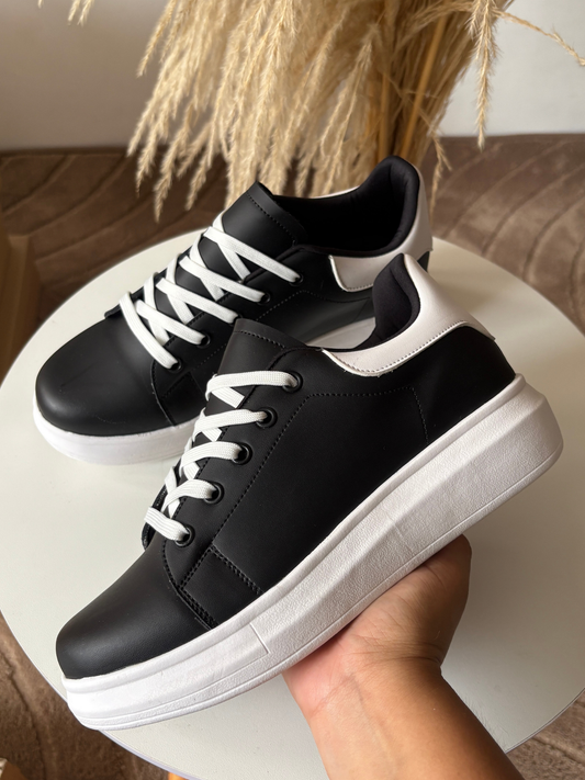 Gala Black & White