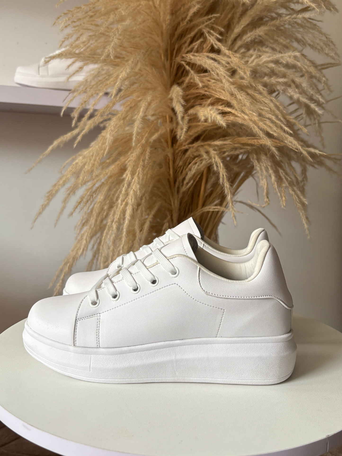 Gala White